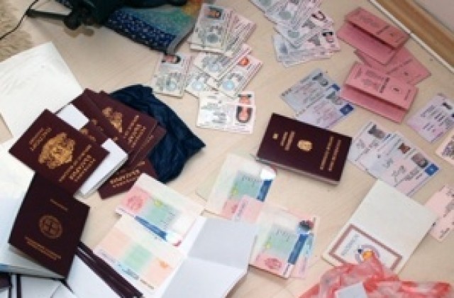 Заявления за лични документи приемат в районните управления на МВР в Русенско