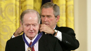 Почина британският историк Робърт Конкуест