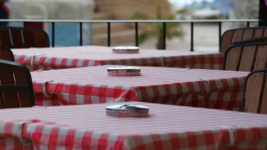 Падна изискването колко бързо да се сервира в заведение