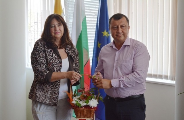 Посланикът на Норвегия бе на работно посещение в Павликени