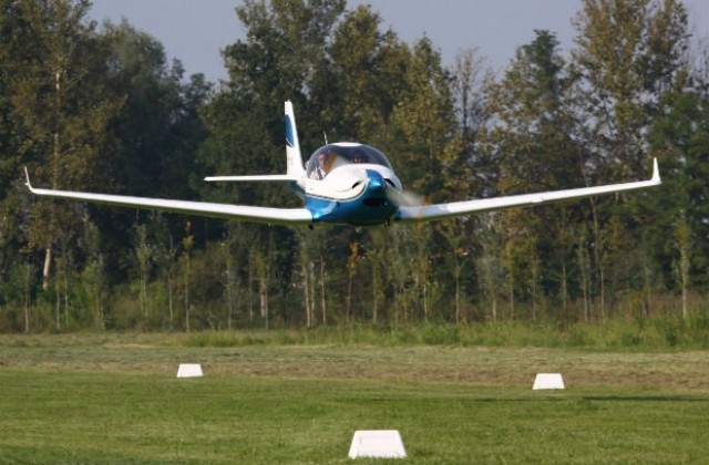 В България ще се сглобява ултралекия самолет Skyleader 600