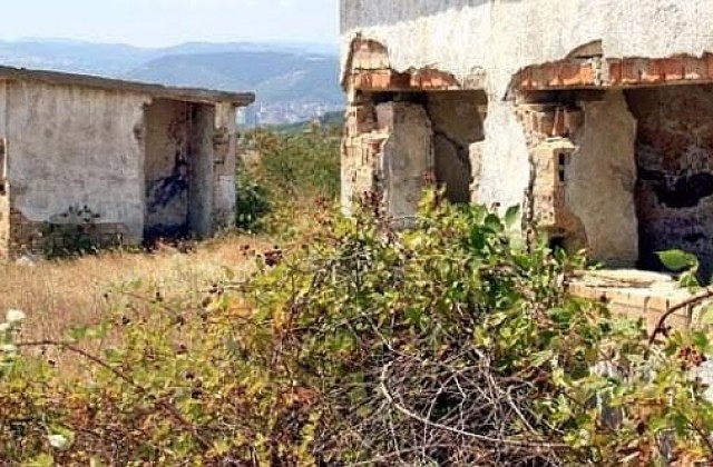 Министерството на отбраната разпродава военни имоти в Кърджалийско