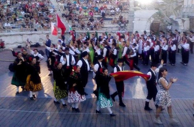 Шарена палитра от музика и танци в Пловдив