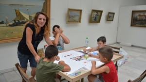 Продължават заниманията за деца в галерията