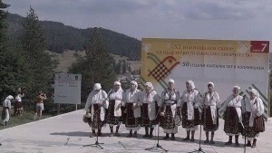 Червенобрежки състави вдигнаха в Копривщица публика и жури на крака