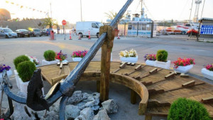 Поставиха слънчев часовник на Морска гара СНИМКИ