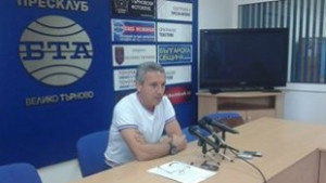 Общински съветник с две нови питания към кмета Даниел Панов