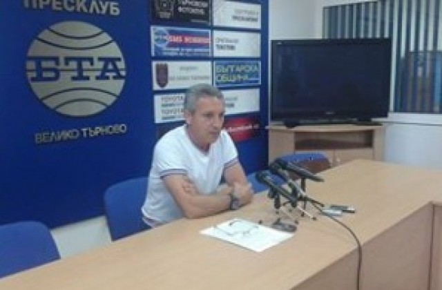 Общински съветник с две нови питания към кмета Даниел Панов