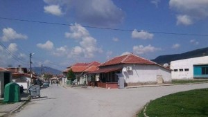 Демонтираха и изнесоха метален наблюдателен пост от склад в кв