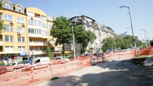 Близо 3 600 000 кв м тротоари в София плачат