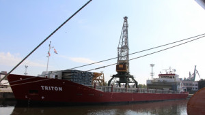 Пристанище Варна прие нов кораб СНИМКИ