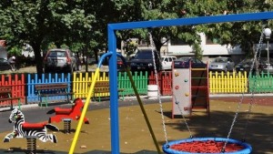 Нова площадка в Лазур