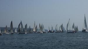 Стартира регата Кор Кароли