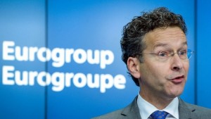 Дейселблум заплаши да спре помощта за Гърция при неизпълнени реформи