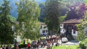 На Голяма Богородица е храмовият празник на Черепишкия манастир