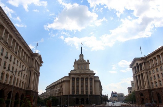 Финална права пред най-големия ни музей на открито