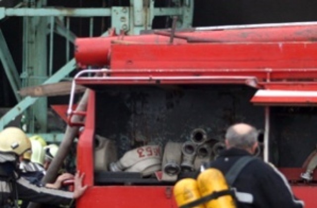 Кола се запали край Преображенския манастир