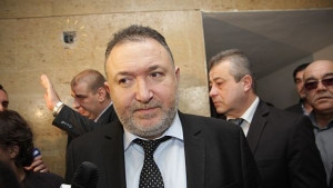 Обвиниха кмета на Карлово Емил Кабаиванов за умишлена безстопанственост