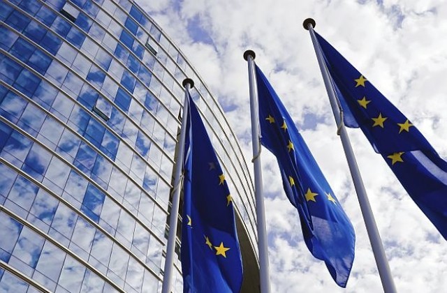 За година служители на ЕС изхарчили над 85 млн. лири за хотели и храна