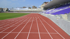 Лекоатлетическата писта на Ивайло единствена у нас с девети коридор