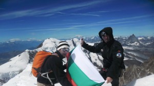 Двама българи покориха 6 върха в Алпите за 7 дни