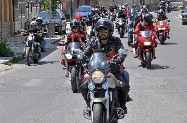 Обиколка на мотори ще премине през В. Търново