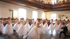 Балетната академия в Марян представя гала концерт във В Търново