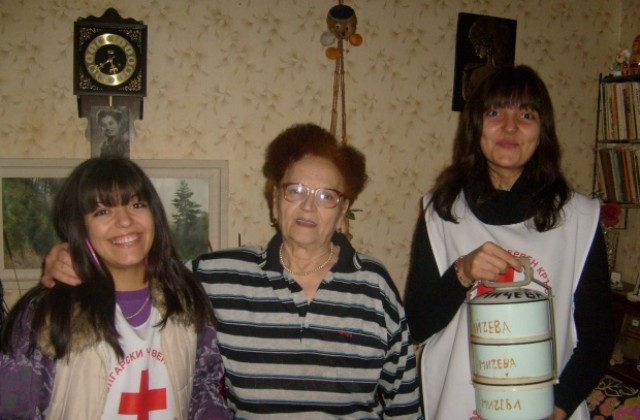 Домашният патронаж в Лясковец получава модерно кухненско оборудване