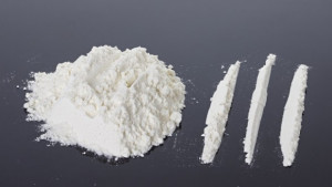 Клиенти на варненска дискотека се самообслужвали с наркотици