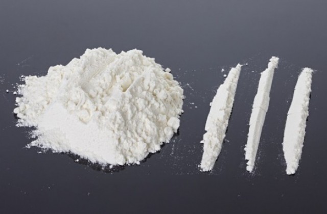 Клиенти на варненска дискотека се самообслужвали с наркотици