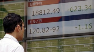 Шанхайската борса затвори с рекорден спад от 85