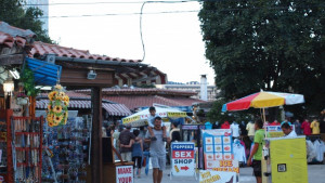 Българинът дава за храна 1 3 от парите си за