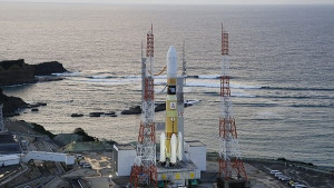 Япония достави шест бутилки уиски на МКС с научна цел