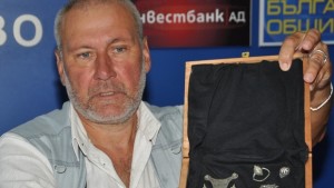 Находки от Перперикон през Средновековието показа проф Овчаров в Хасково