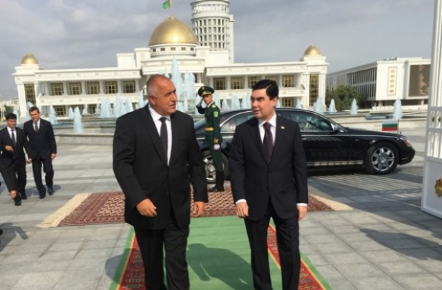 Потенциал в товарна линия Варна–Туркменбаши видя Бойко Борисов