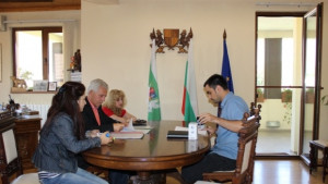 Трети договор по програмата за енергийна ефективност на жилища е