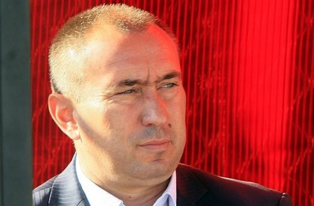 Станимир Стоилов за втори път влезе през парадния вход в Шампионска лига