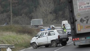 Кон предизвика две катастрофи на пътя ВарнаСофия