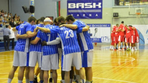 Черно море взе сръбски център Асен Великов премина в Лукойл