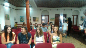 Кметът Петър Паунов връчи общинските стипендии в Кюстендил