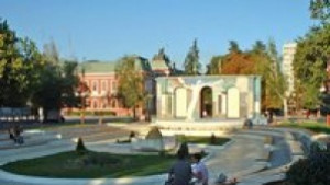 Мъж се опита да обере 86годишна жена в центъра на