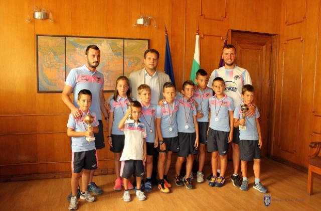 Община В. Търново подкрепя инициатива за детски спортен комплекс