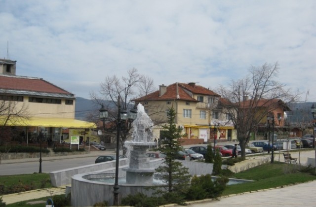 Къде ще бъдат залепени избирателните списъци в община Сапарева баня