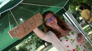 Социалната чайна вече си има дом във Варна но Мая