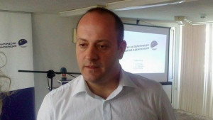 Радан Кънев Местната власт е обществена язва