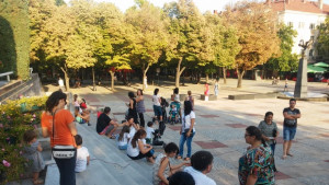 Само 30 на мирно шествие в подкрепа на живота