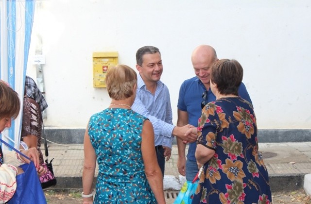 Д-р Иван Иванов: Нека съумеем да запазим традициите