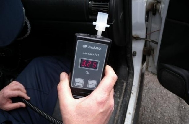 Хванаха пиян шофьор на краден камион