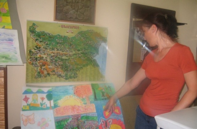 Ралица Велинова спечели конкурса за изработване на почетен знак на ТД Осогово