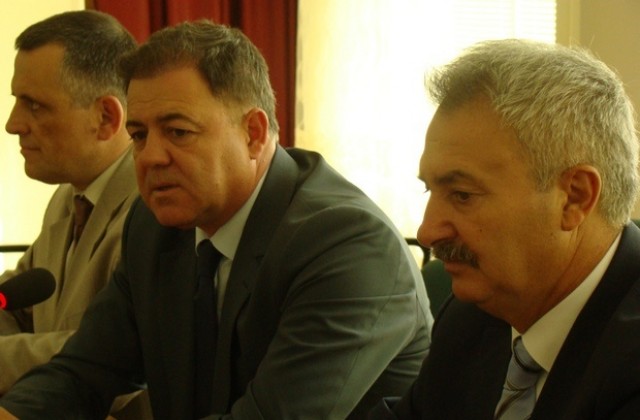 Министър Ненчев пристигна в Монтана по покана на кмета Зл.Живков